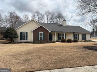 616 Embassy Walk, Winder, GA 30680