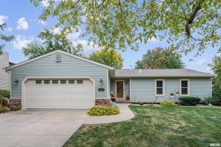 2321 E 47TH Street, Davenport, IA 52807
