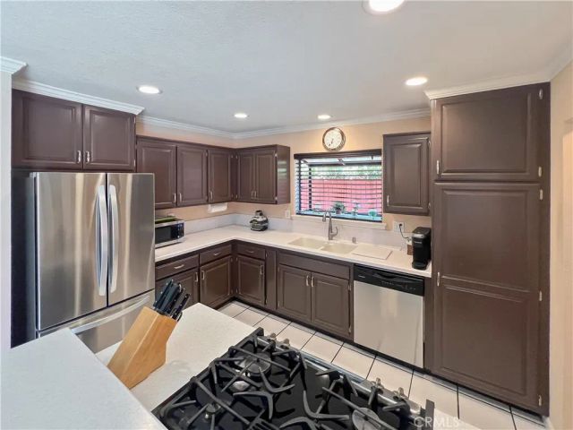 14901 Quill Circle, Huntington Beach, CA 92647