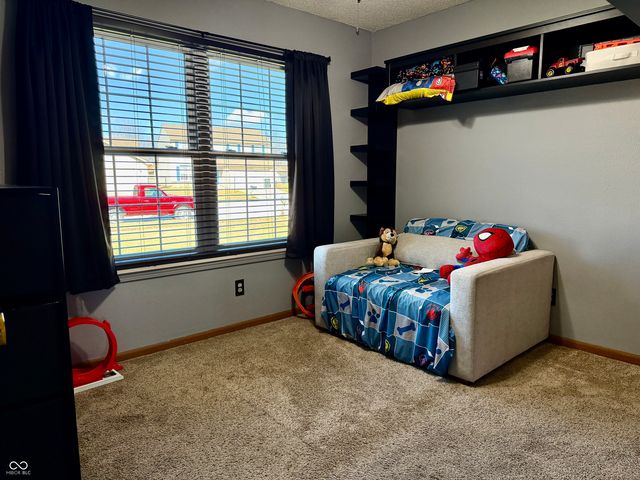 831 Cross Wind Court, Greenwood, IN 46143