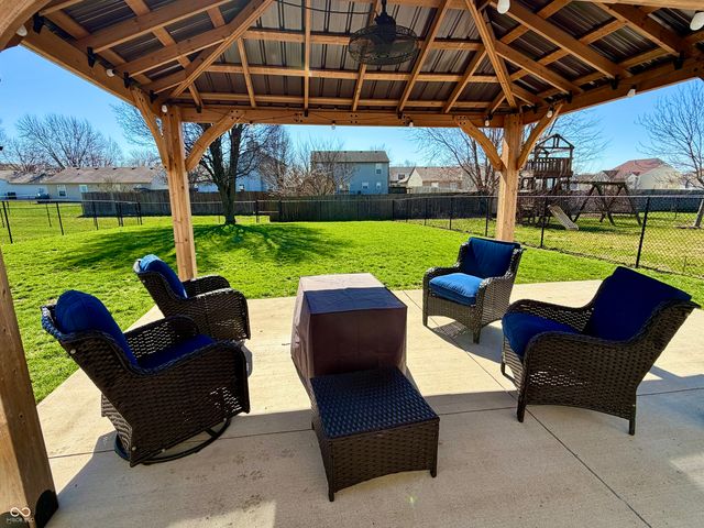 831 Cross Wind Court, Greenwood, IN 46143