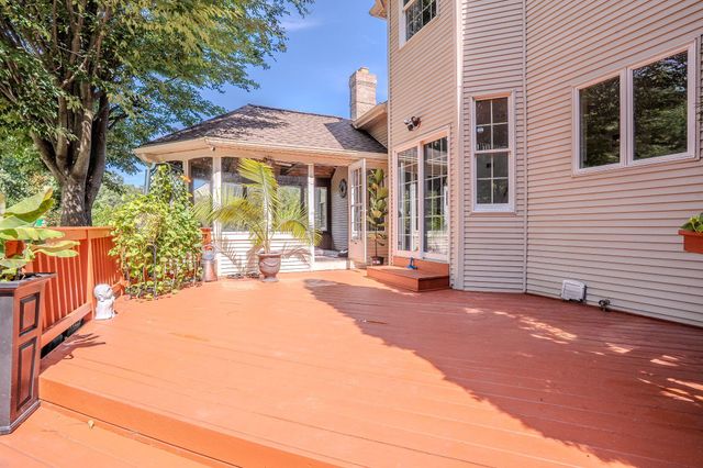 1 SHELLEY CT, Princeton Junction, NJ 08550