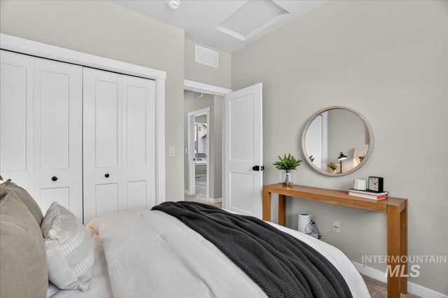 7136 W Riverwood St, Boise, ID 83709