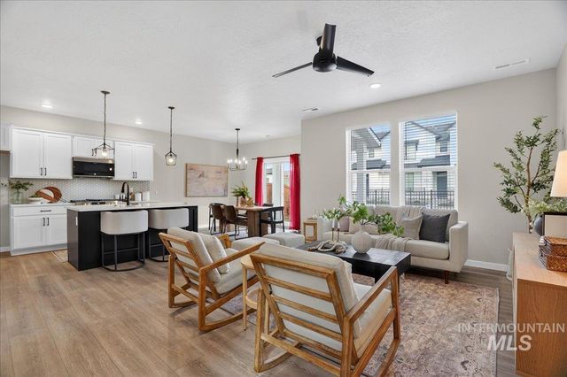 7136 W Riverwood St, Boise, ID 83709