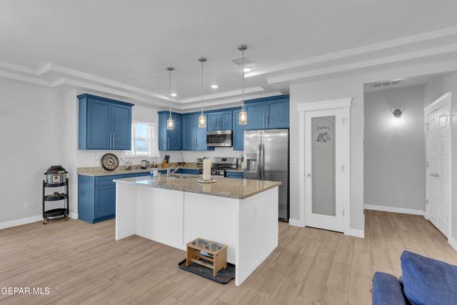 12061 Iron Hollow Street, Socorro, TX 79927