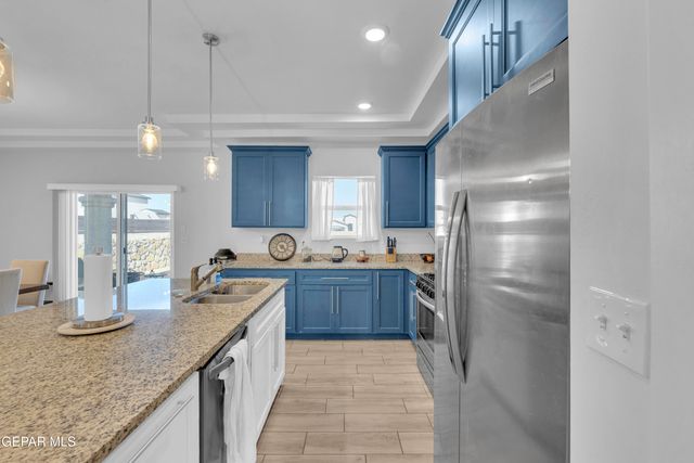 12061 Iron Hollow Street, Socorro, TX 79927