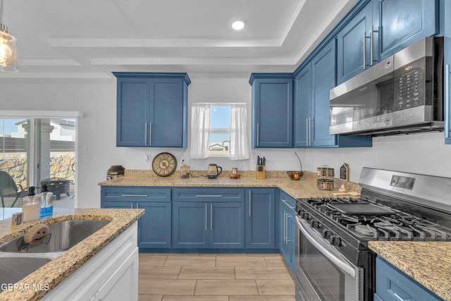 12061 Iron Hollow Street, Socorro, TX 79927