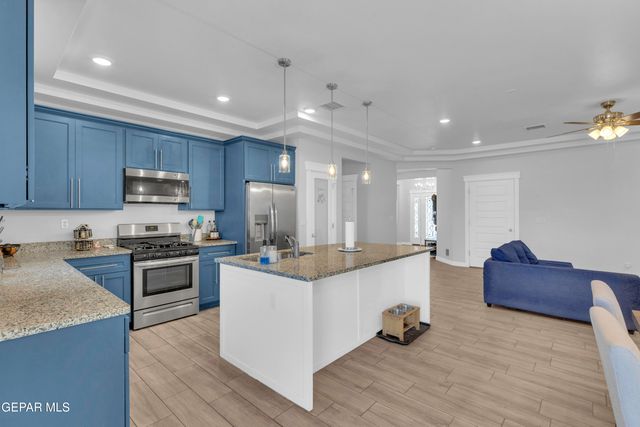 12061 Iron Hollow Street, Socorro, TX 79927