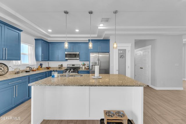 12061 Iron Hollow Street, Socorro, TX 79927