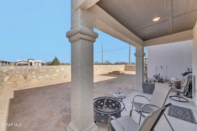 12061 Iron Hollow Street, Socorro, TX 79927