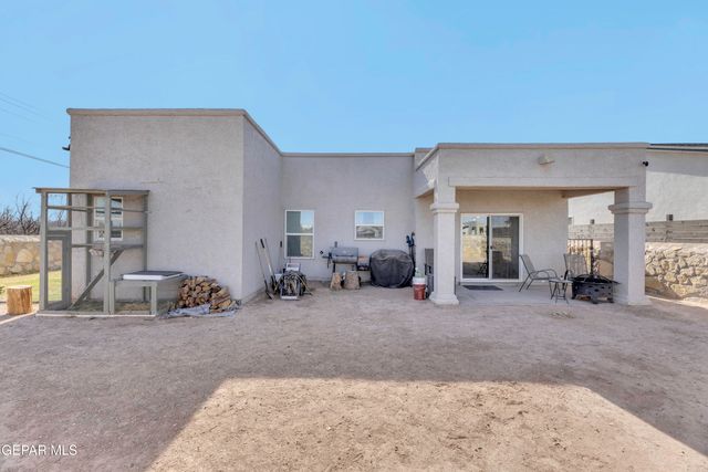 12061 Iron Hollow Street, Socorro, TX 79927