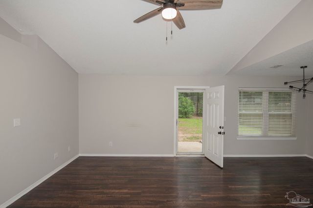 644 Calderwood Ct, Pensacola, FL 32534