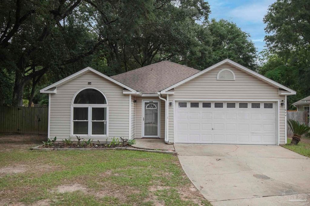 644 Calderwood Ct, Pensacola, FL 32534