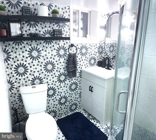 1413 SHEPHERD ST NW, Washington, DC 20011