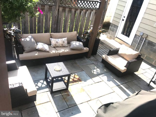 1413 SHEPHERD ST NW, Washington, DC 20011