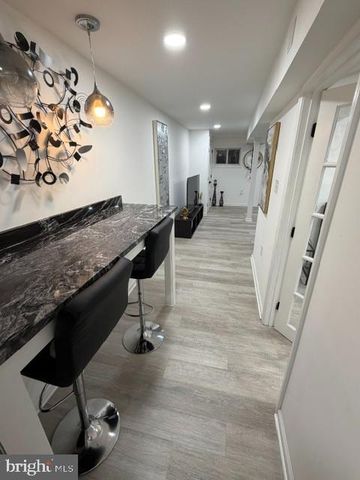 1413 SHEPHERD ST NW, Washington, DC 20011