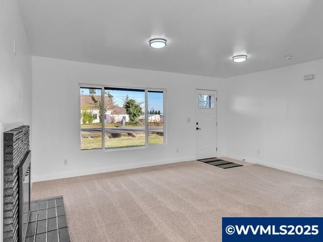 2201 E Ellendale Av, Dallas, OR 97338