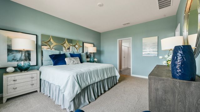 244 KINLEY Street, Grandview, TX 76050