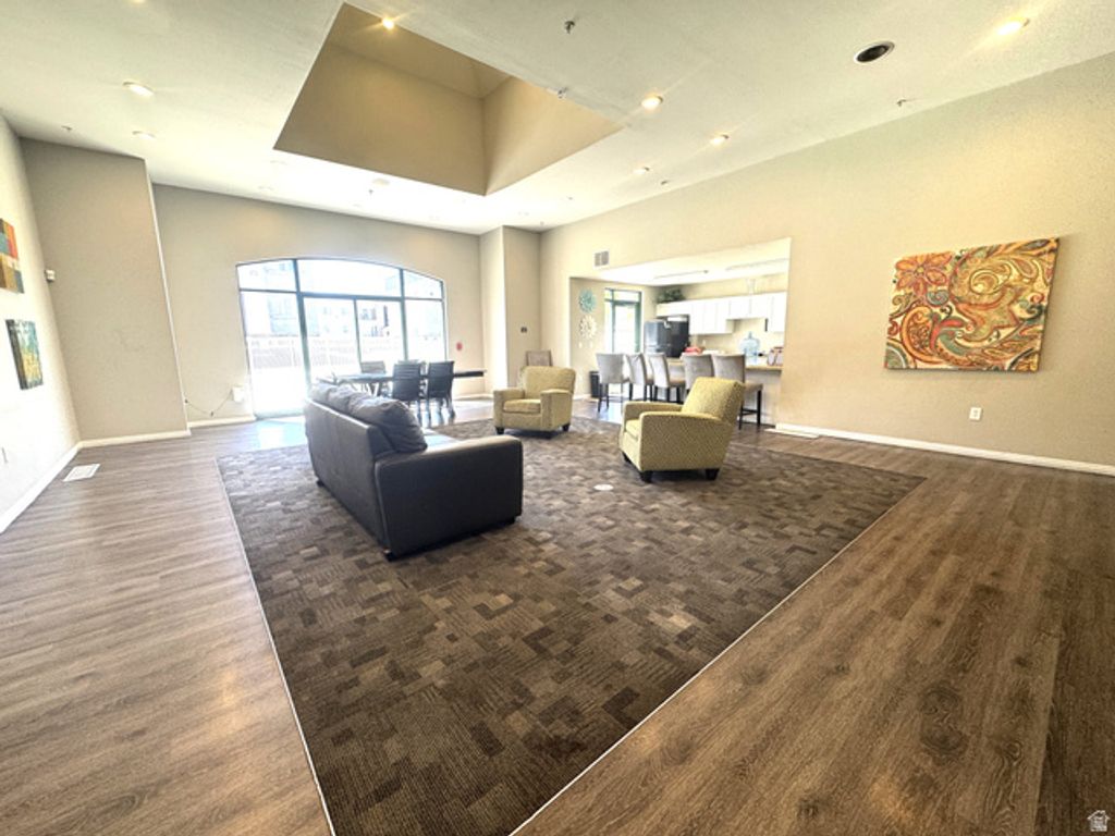 Image 14 of property listing at 3478 S COZY RIVER PL #306, West Valley City, UT 84119