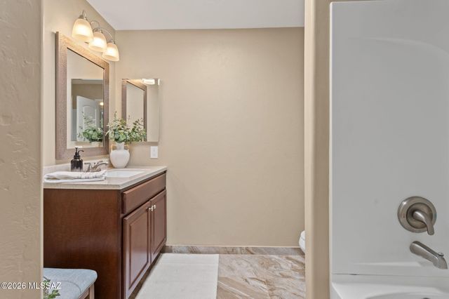 2831 S Beechwood Avenue, Tucson, AZ 85730