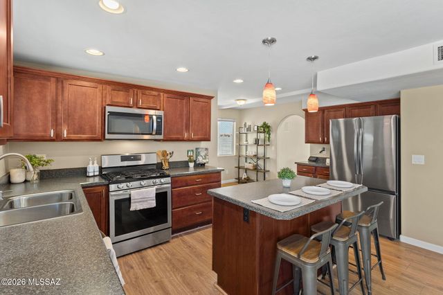 2831 S Beechwood Avenue, Tucson, AZ 85730