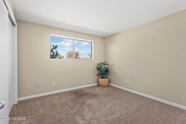 2831 S Beechwood Avenue, Tucson, AZ 85730