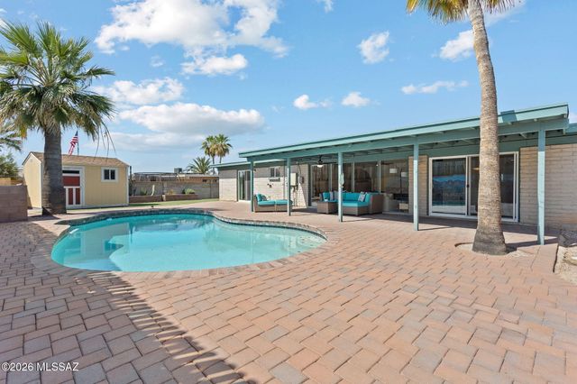 2831 S Beechwood Avenue, Tucson, AZ 85730