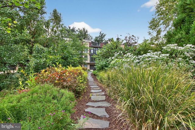 432 BARLOW PL, Bethesda, MD 20814