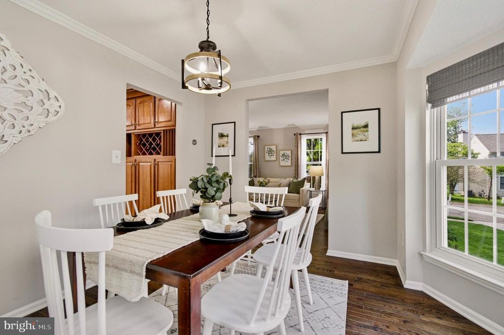 Image 10 of property listing at 8535 AUTUMN HARVEST, Ellicott City, MD 21043