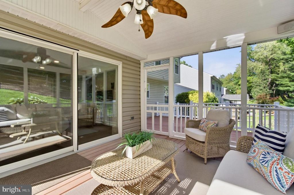 Image 22 of property listing at 8535 AUTUMN HARVEST, Ellicott City, MD 21043