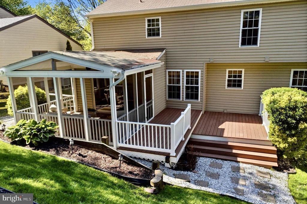 Image 49 of property listing at 8535 AUTUMN HARVEST, Ellicott City, MD 21043