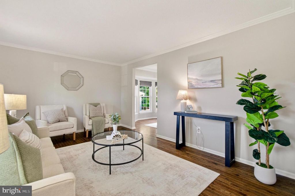 Image 6 of property listing at 8535 AUTUMN HARVEST, Ellicott City, MD 21043