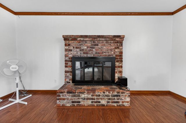 3581 Imperial Way, Sacramento, CA 95826