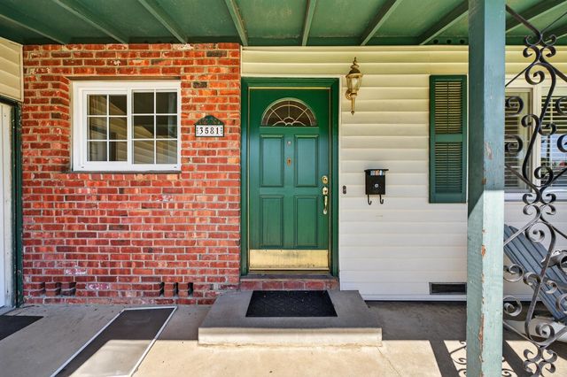 3581 Imperial Way, Sacramento, CA 95826