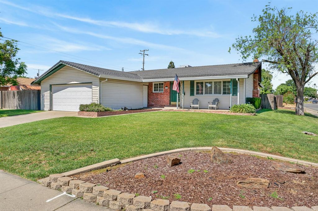 3581 Imperial Way, Sacramento, CA 95826