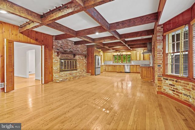 10810 BURBANK, Potomac, MD 20854