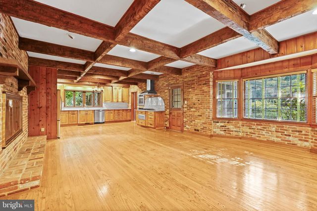 10810 BURBANK, Potomac, MD 20854