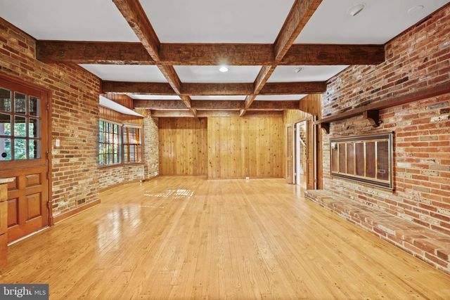 10810 BURBANK, Potomac, MD 20854