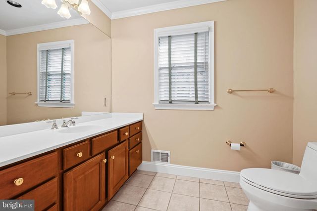 10810 BURBANK, Potomac, MD 20854