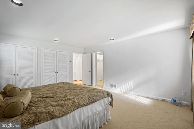 10810 BURBANK, Potomac, MD 20854