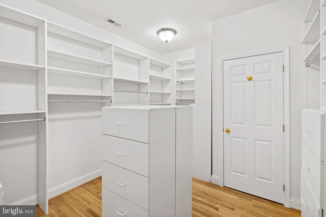 10810 BURBANK, Potomac, MD 20854