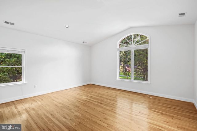 10810 BURBANK, Potomac, MD 20854