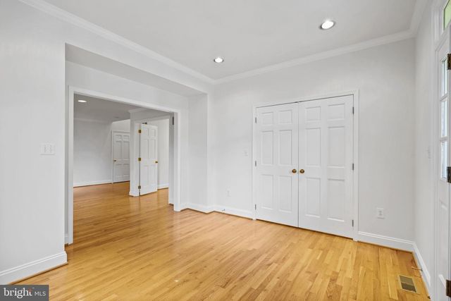 10810 BURBANK, Potomac, MD 20854