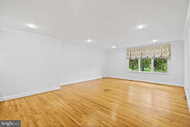 10810 BURBANK, Potomac, MD 20854