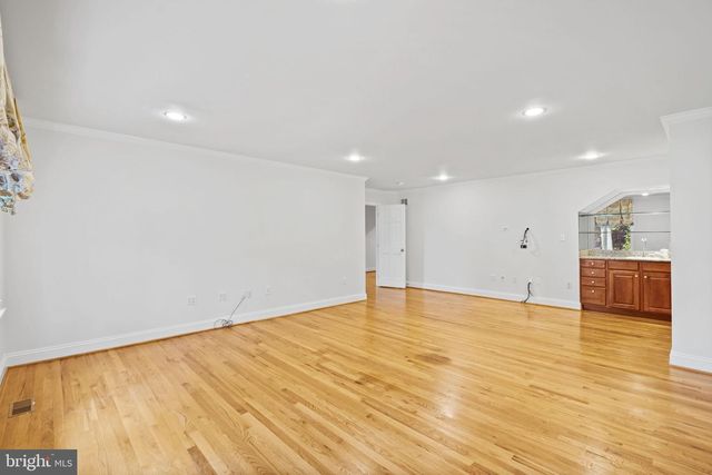 10810 BURBANK, Potomac, MD 20854