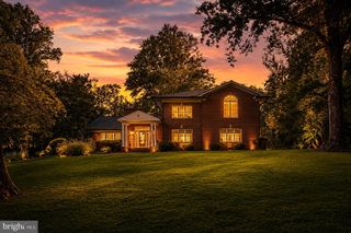 10810 BURBANK, Potomac, MD 20854