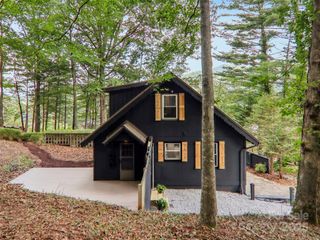 410 Mother In Law Lane, Burnsville, NC 28714