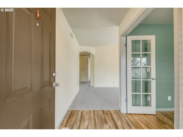 2469 DORSEY Dr, Hubbard, OR 97032