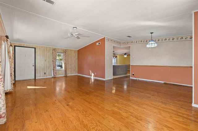 2118 CANOPY CIRCLE, Zellwood, FL 32798