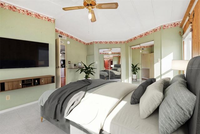 2118 CANOPY CIRCLE, Zellwood, FL 32798